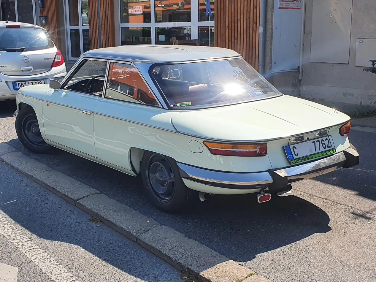 Panhard 24BT 1965 Restaurierung Detailfoto 3